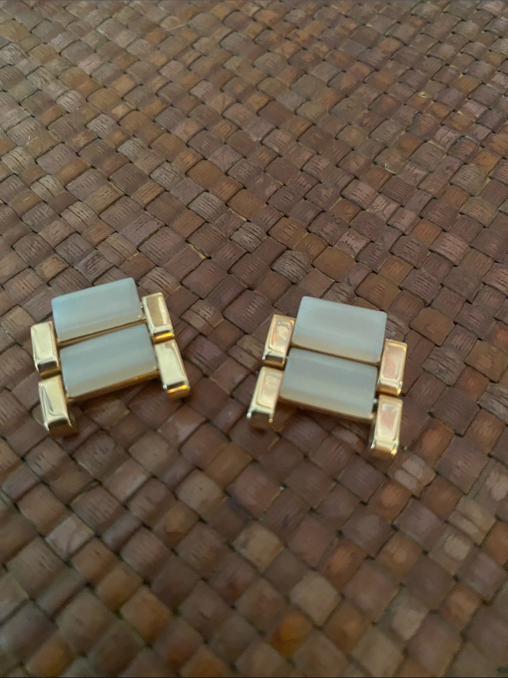 Michael Kors Replacement Links for gold-tone and Ceramic Watch Band.
